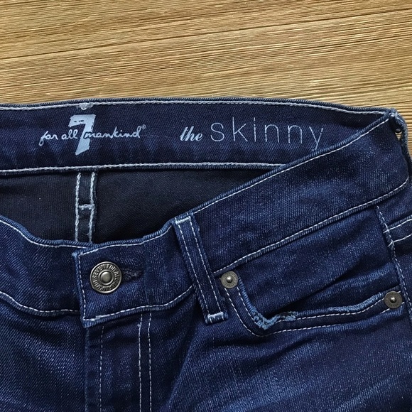 7FAM Button Hem Skinny Jeans - Picture 4 of 5